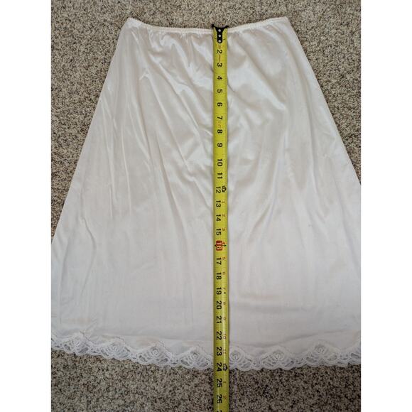 Vintage Ivory Satin Half Slip Lace Trim Coquette Size Medium/Large - Picture 4 of 4